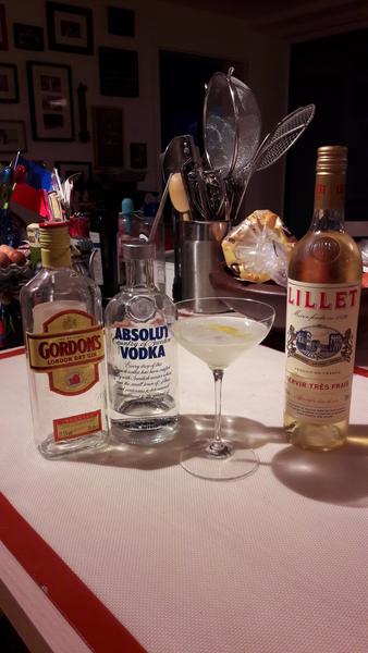 Vesper dry martini