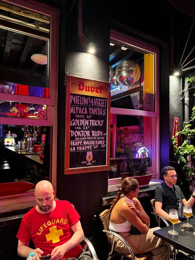 bar_01_pub-night-duvel-chalkboard-menu.jpg