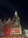 street_24_grote-markt-guild-house-bar-patron-night.jpg