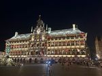 street_21_city-hall-stadhuis-night-flags.jpg